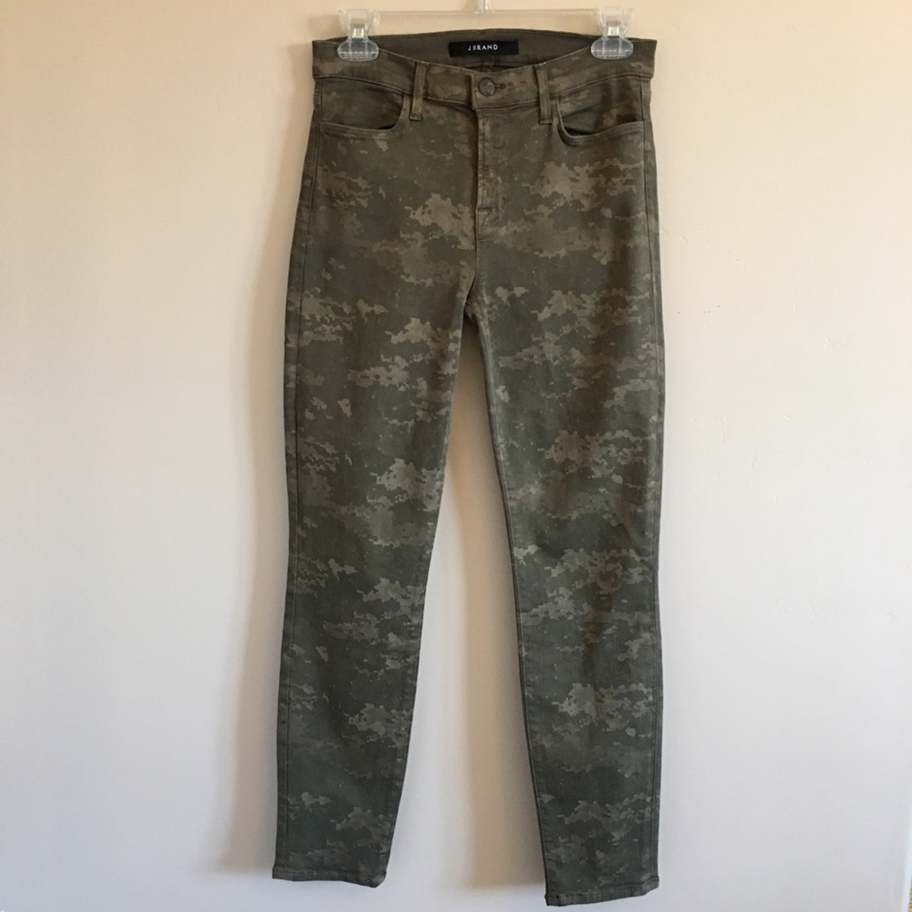 J Brand | Digital Camouflage Cropped Skinny Jean
